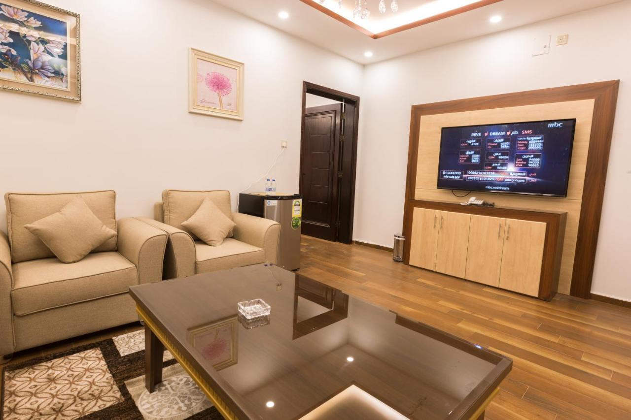 Luxury Hotel Apartments Tabuk Bagian luar foto