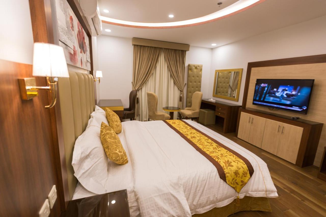 Luxury Hotel Apartments Tabuk Bagian luar foto