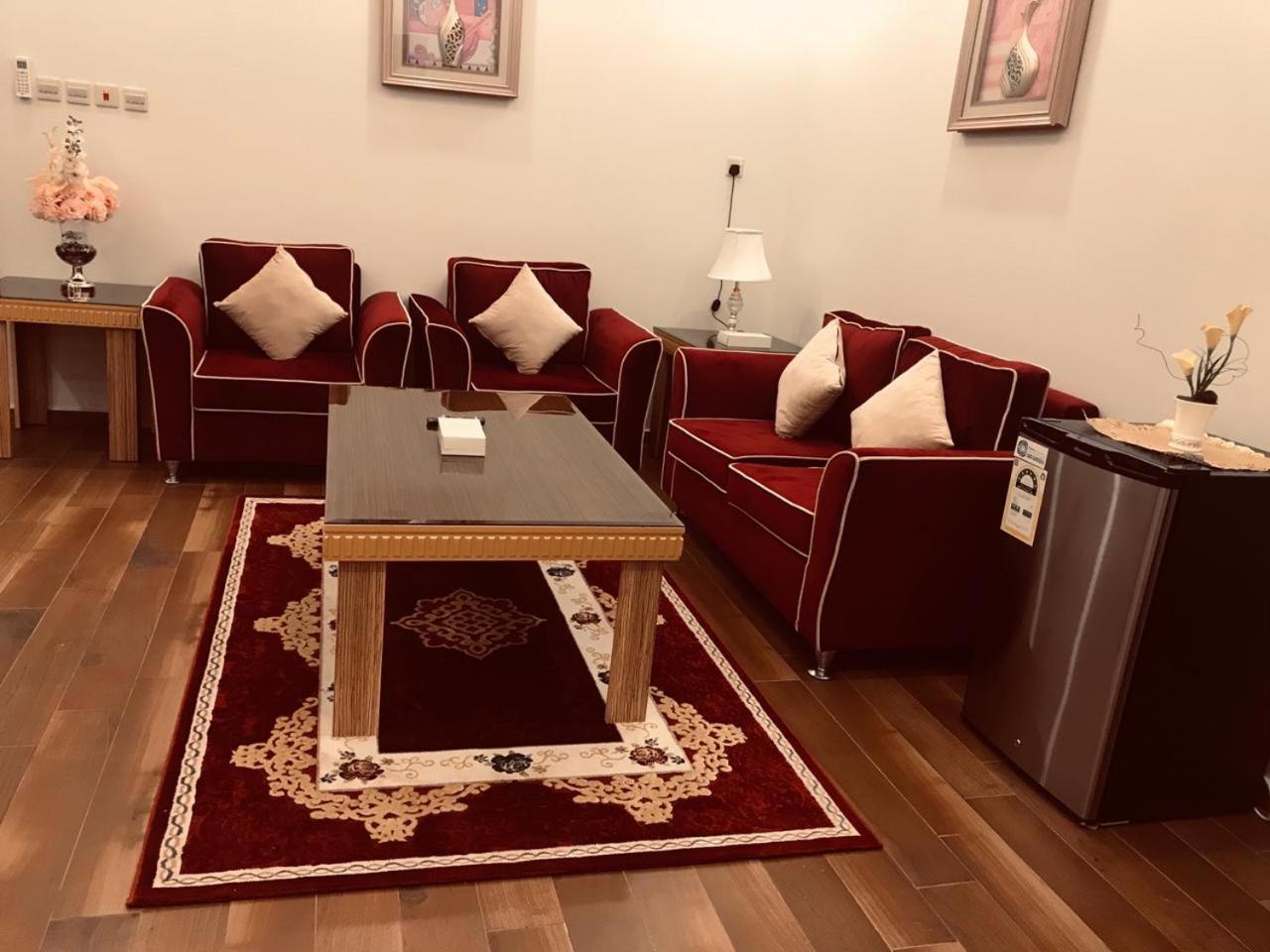 Luxury Hotel Apartments Tabuk Bagian luar foto