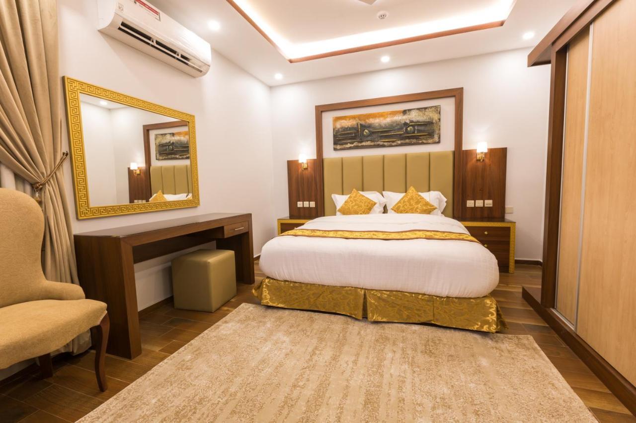 Luxury Hotel Apartments Tabuk Bagian luar foto