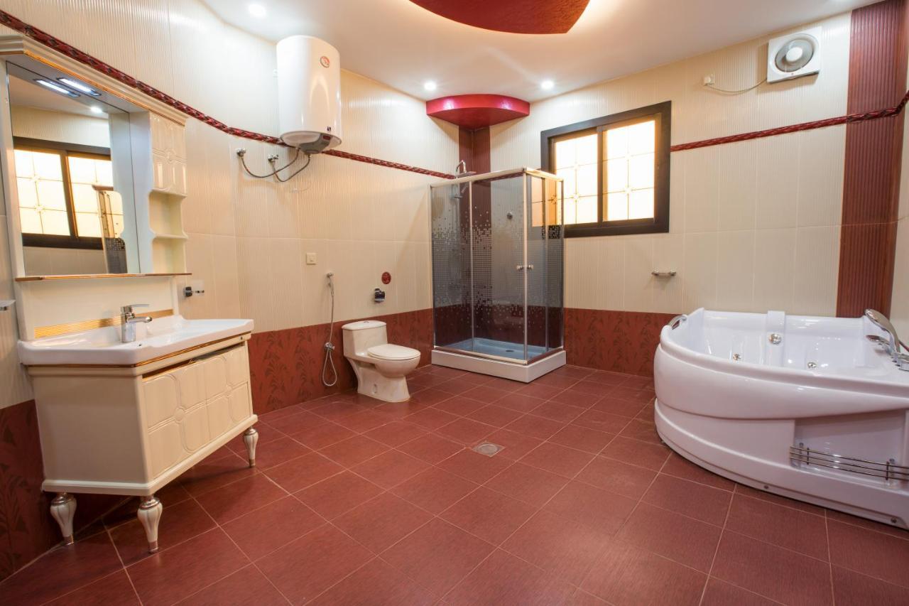 Luxury Hotel Apartments Tabuk Bagian luar foto